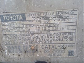 1999 TOYOTA LAND CRUISER, WHITE, 4.7L, AT, 4WD.   Z25225